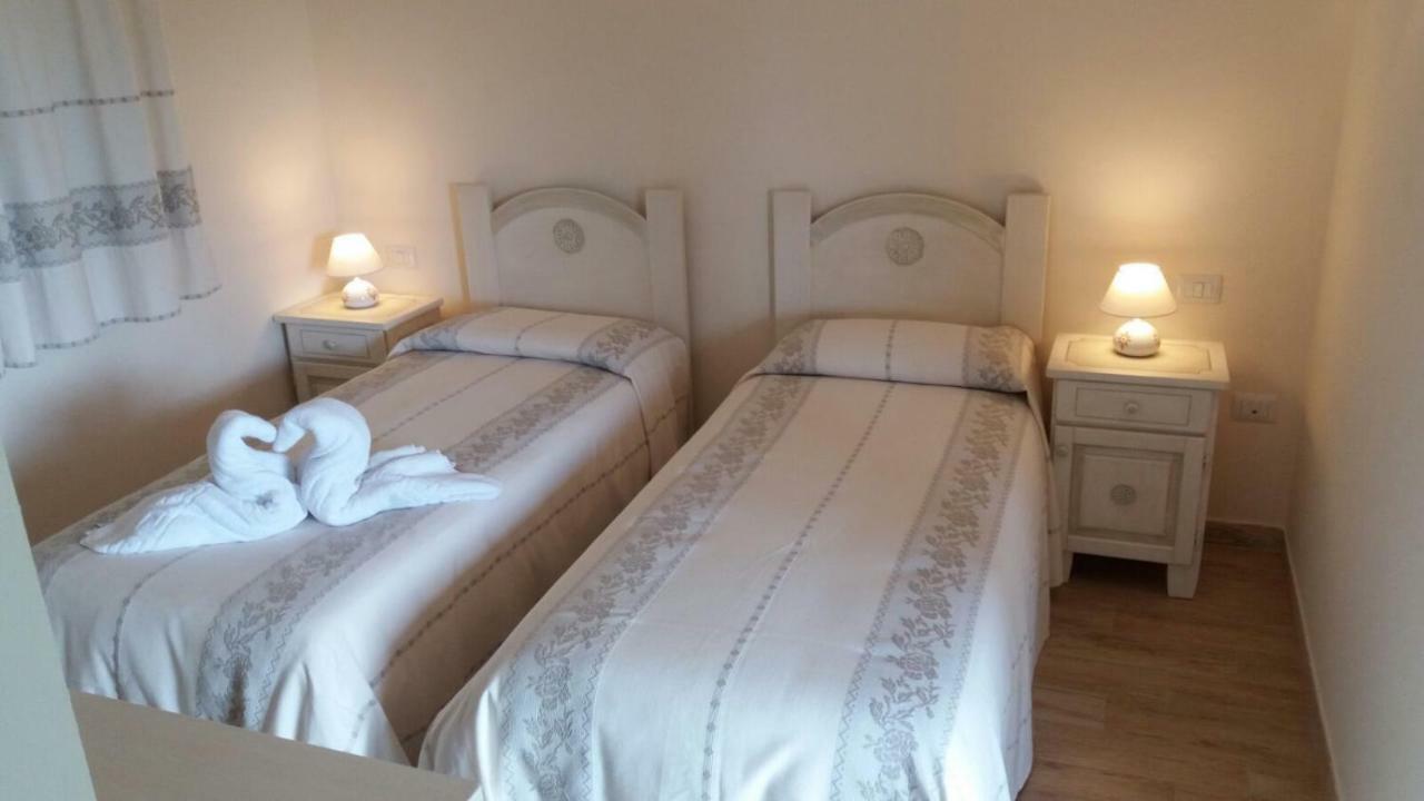 B&B Majore Олбия Екстериор снимка